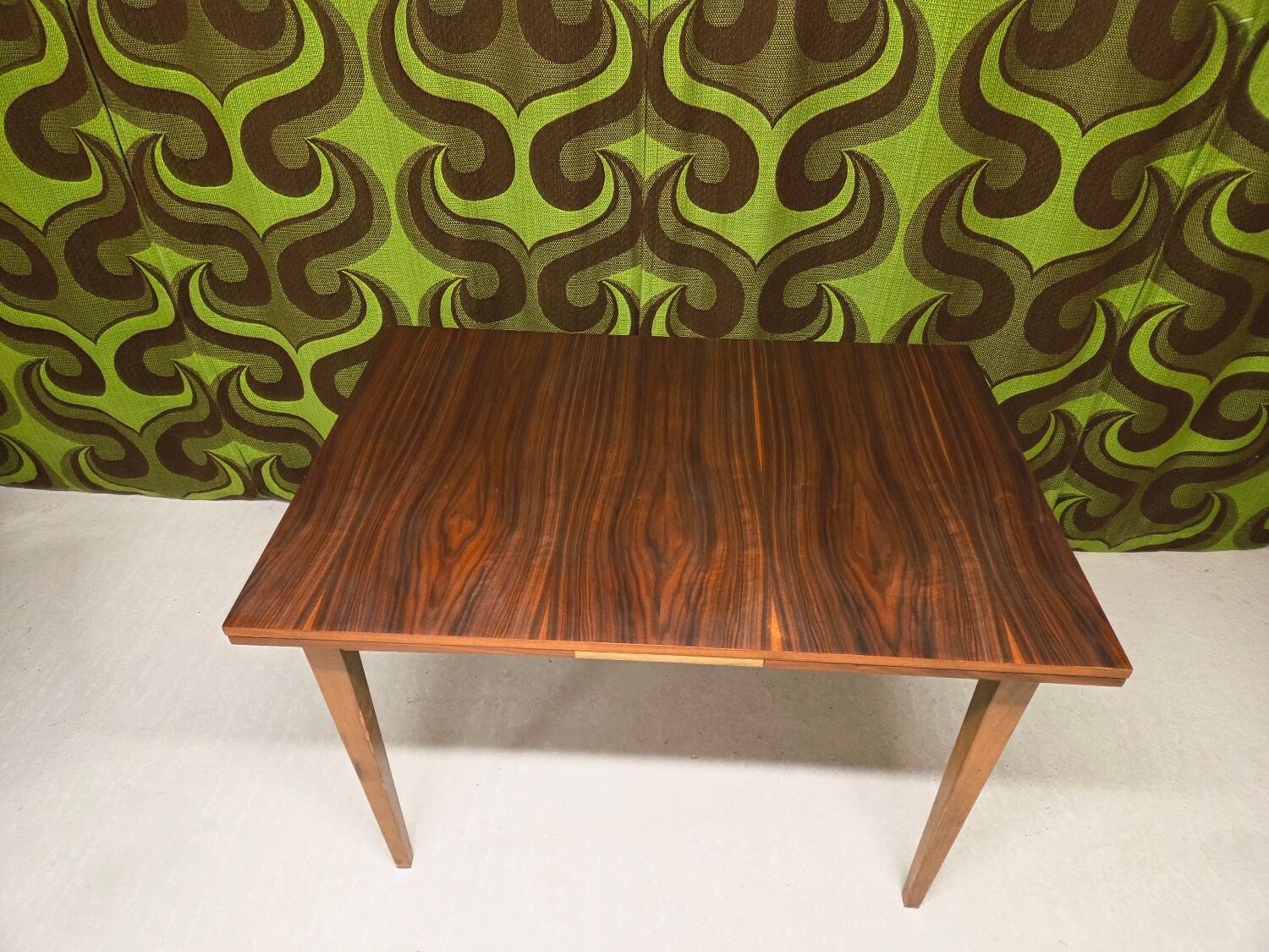 Extendable table 1970" teak