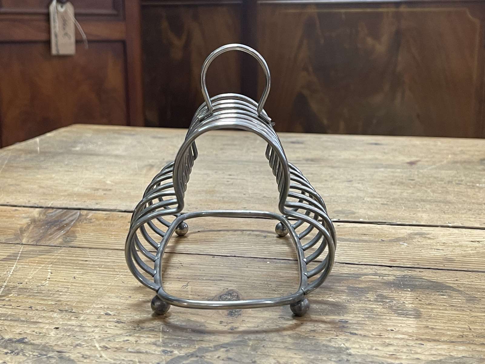 English toast door in silver metal