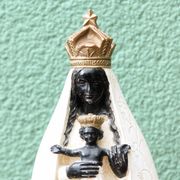 Vierge à l'enfant en plâtre, Notre Dame de Liesse, signé Bacci