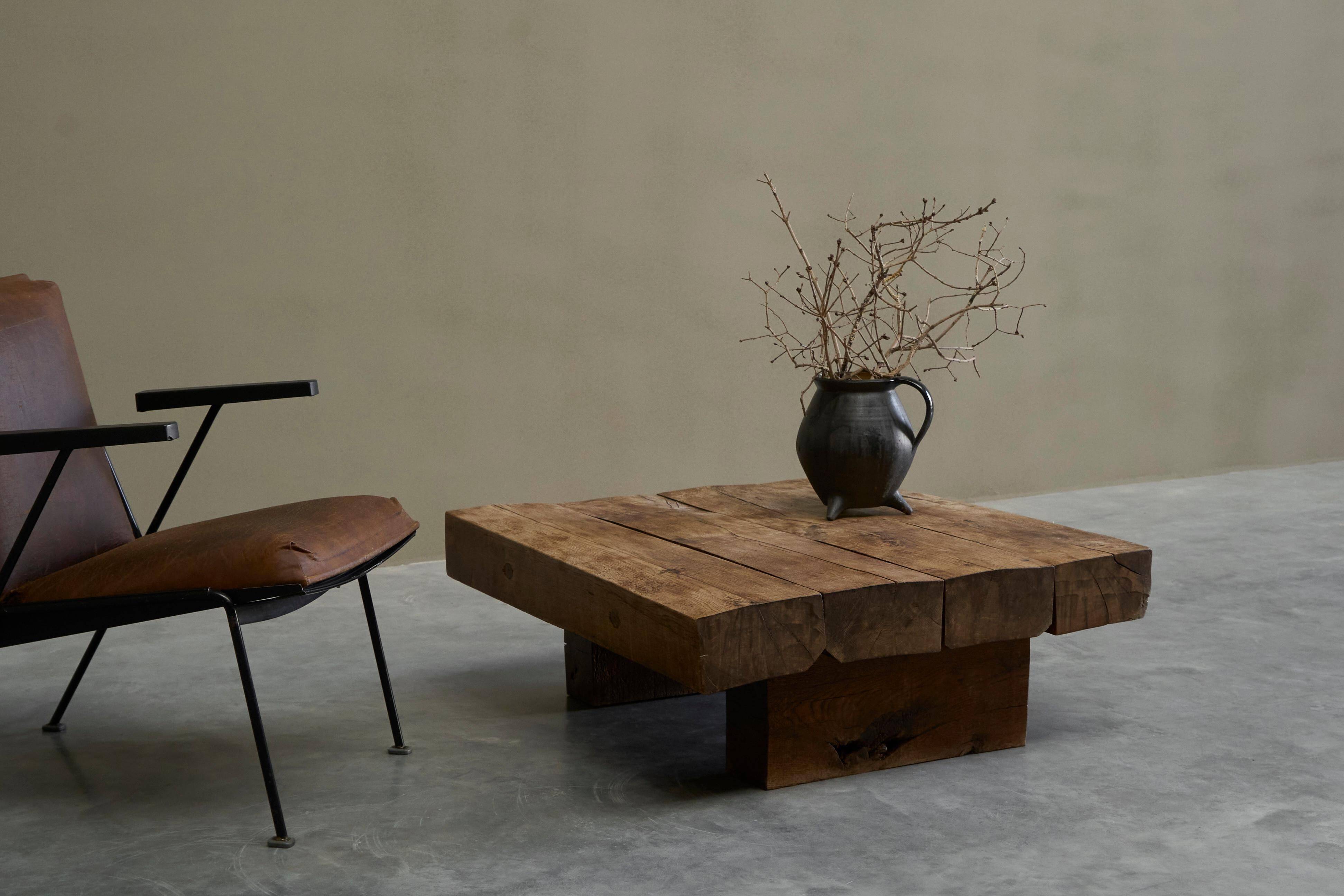 Table basse carrée style Wabi Sabi en chêne massif années 1960