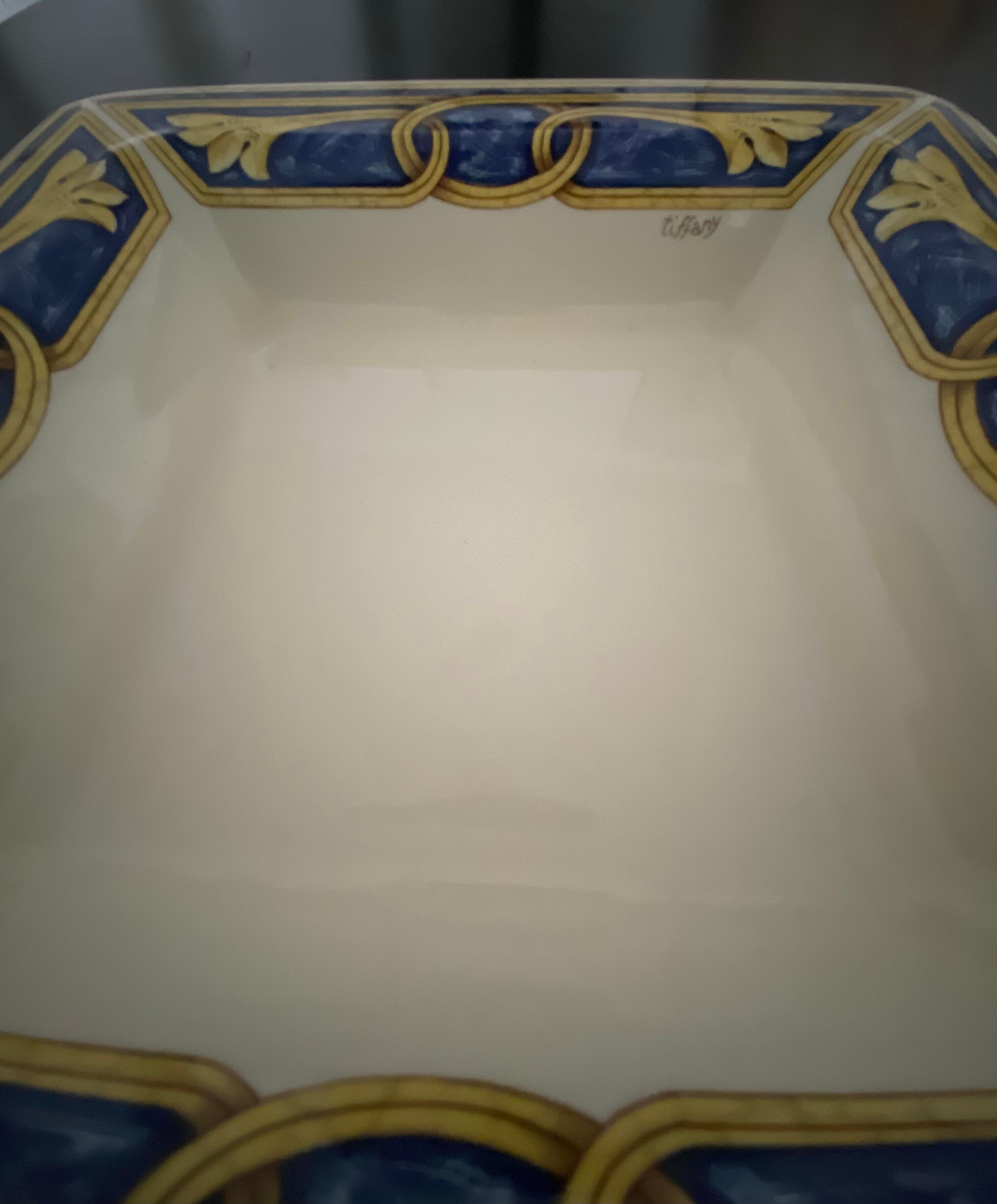 1 ceramic pocket empty from the Tiffany brand