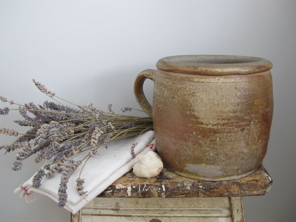 Ancien pot en grès