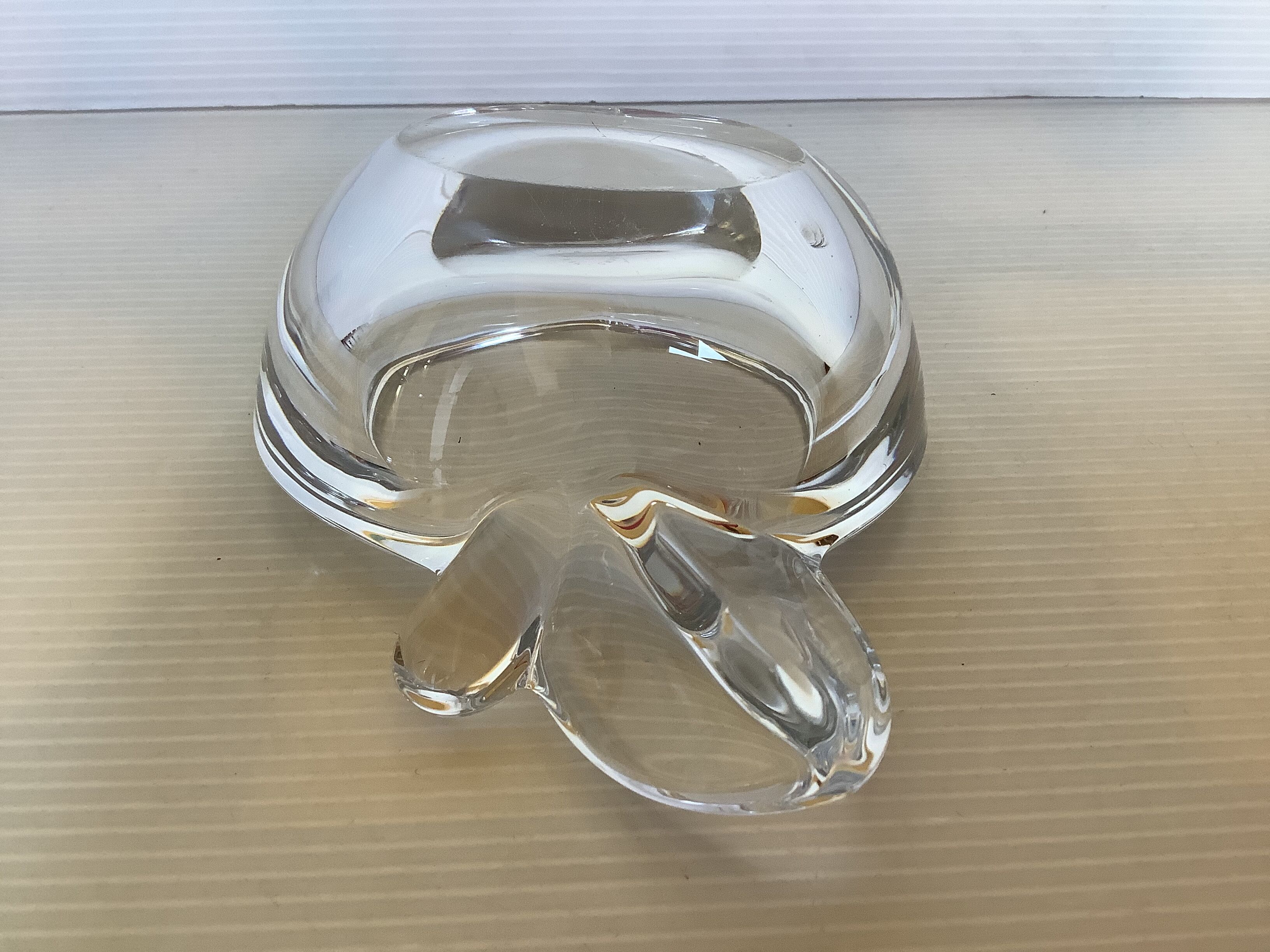 Crystal apple catchall Vannes