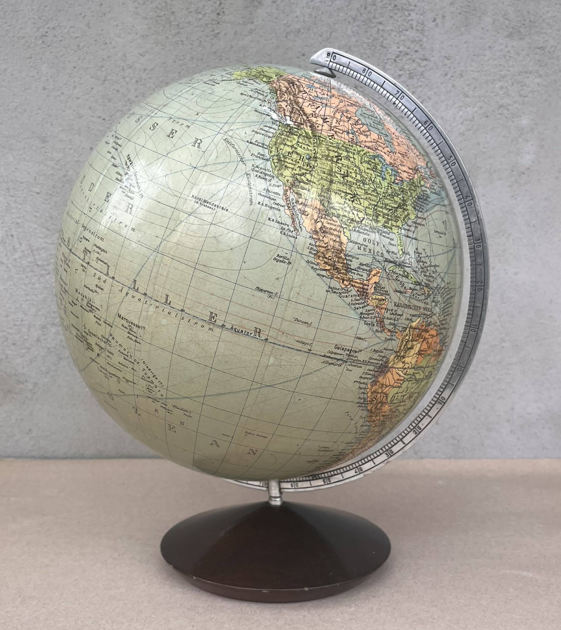 Globe terrestre années 40 - 50 Art Déco - Columbus