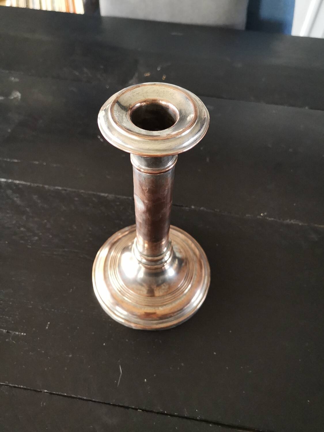 Metal candle holder