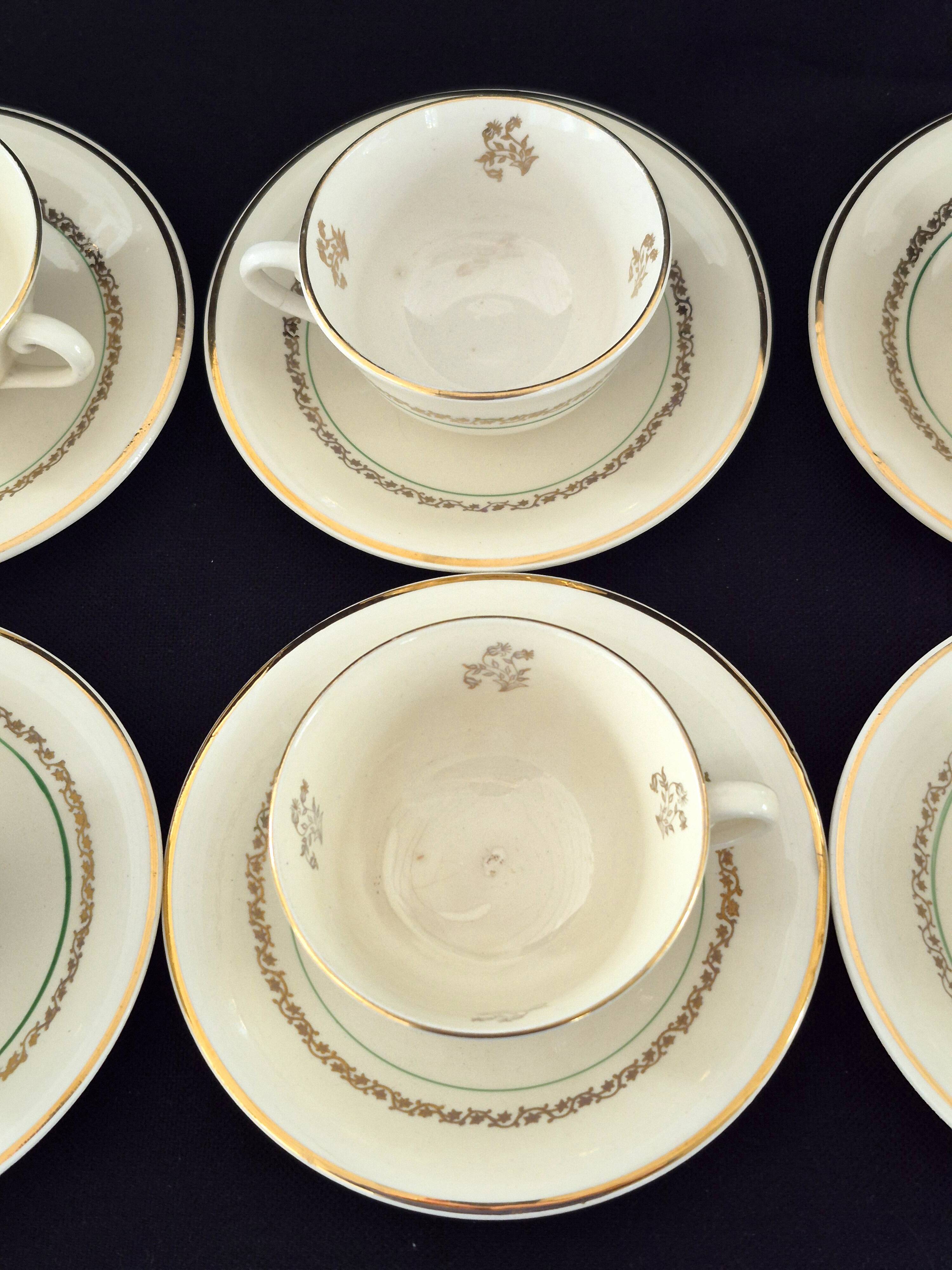 Set of 8 cups and saucers in Gien earthenware, model Valence A040.