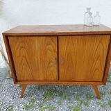 Compass feet sideboard