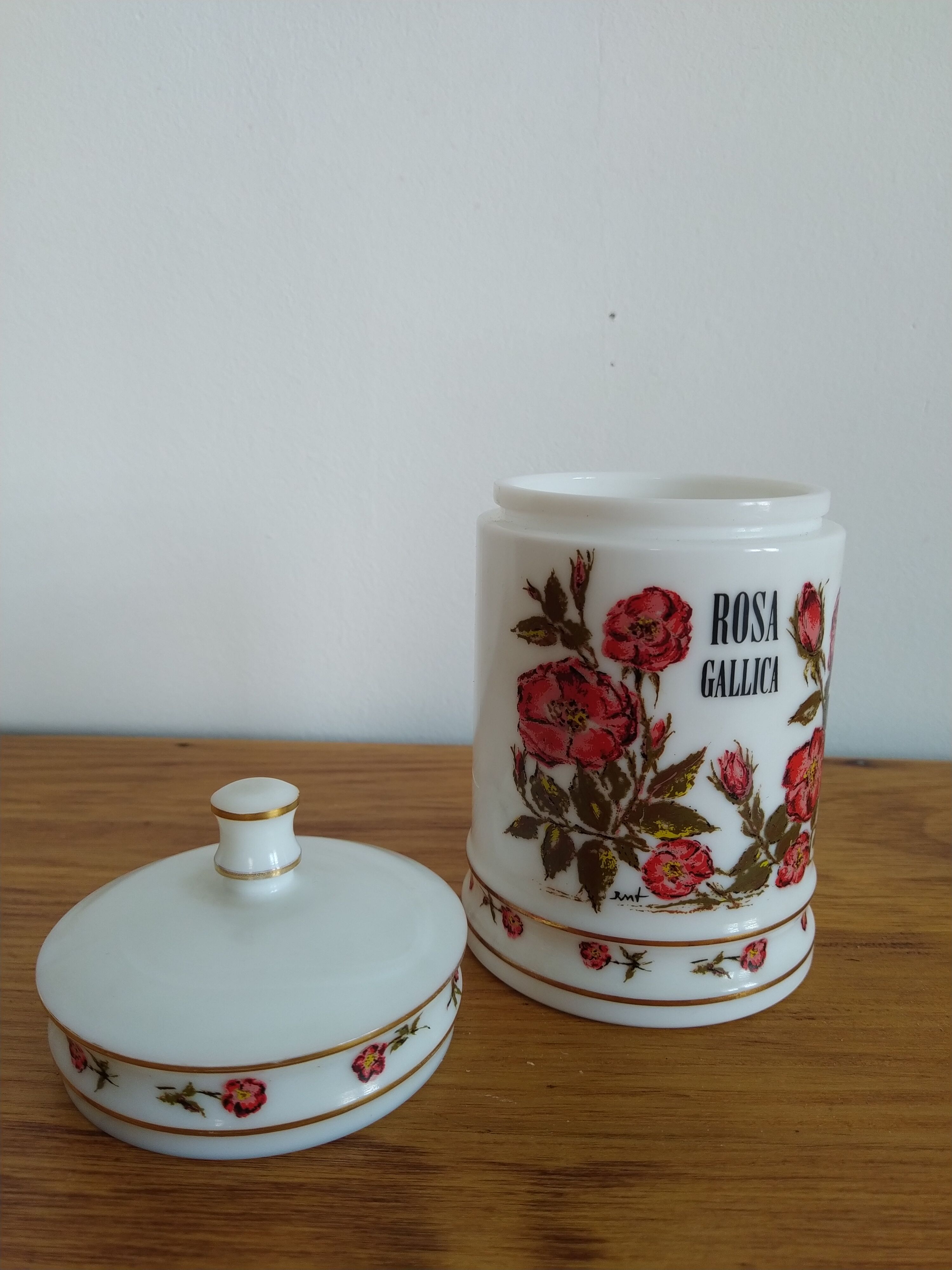 Vintage old pharmacy pot in opaline