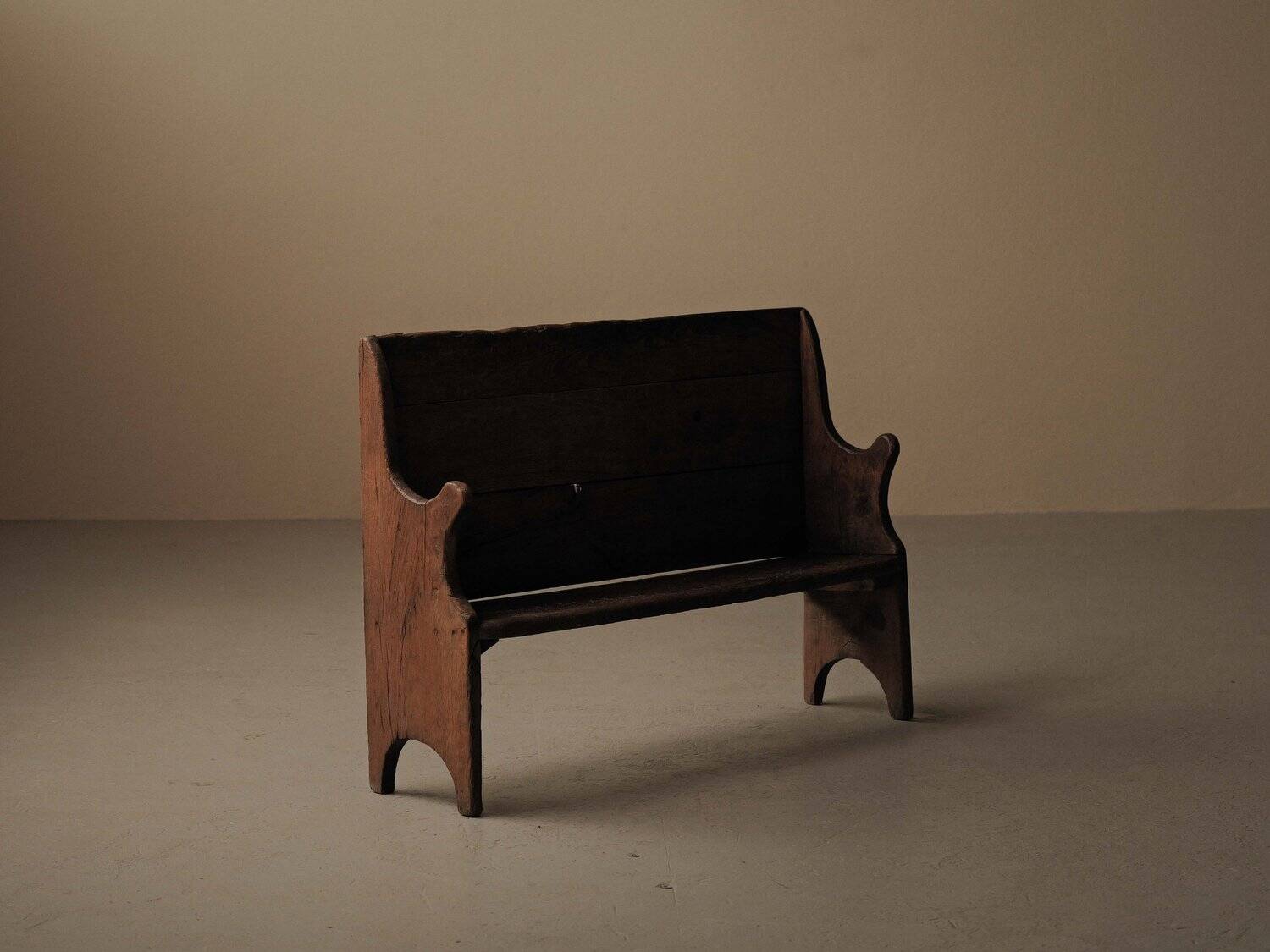Farm bench in solid wood, Art-Populaire, 19th century