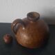 Carafe en céramique marron