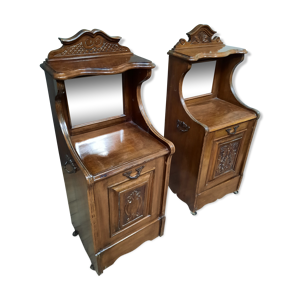 2 meubles à charbon formant chevet
