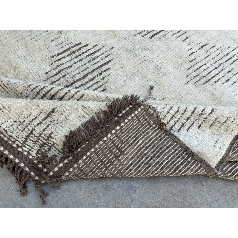 Modern Moroccan Design Berber Rug. 100% Wool. Handmade Beni Ourain Carpet