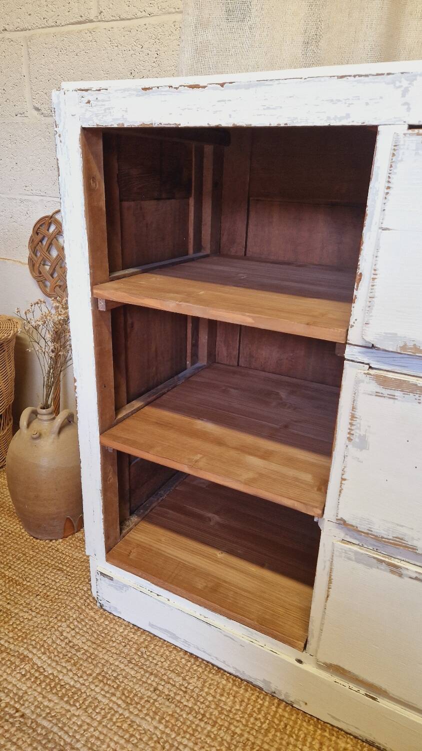 Professional sideboard