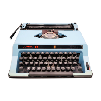 Typewriter Olympia Standard blue pastel vintage revised ribbon new