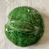 Soup bowl or vegetable in the shape of cabbage slurry