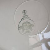 Set of 8 Villeroy and Boch dinner plates