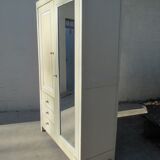 Wardrobe chic shabby