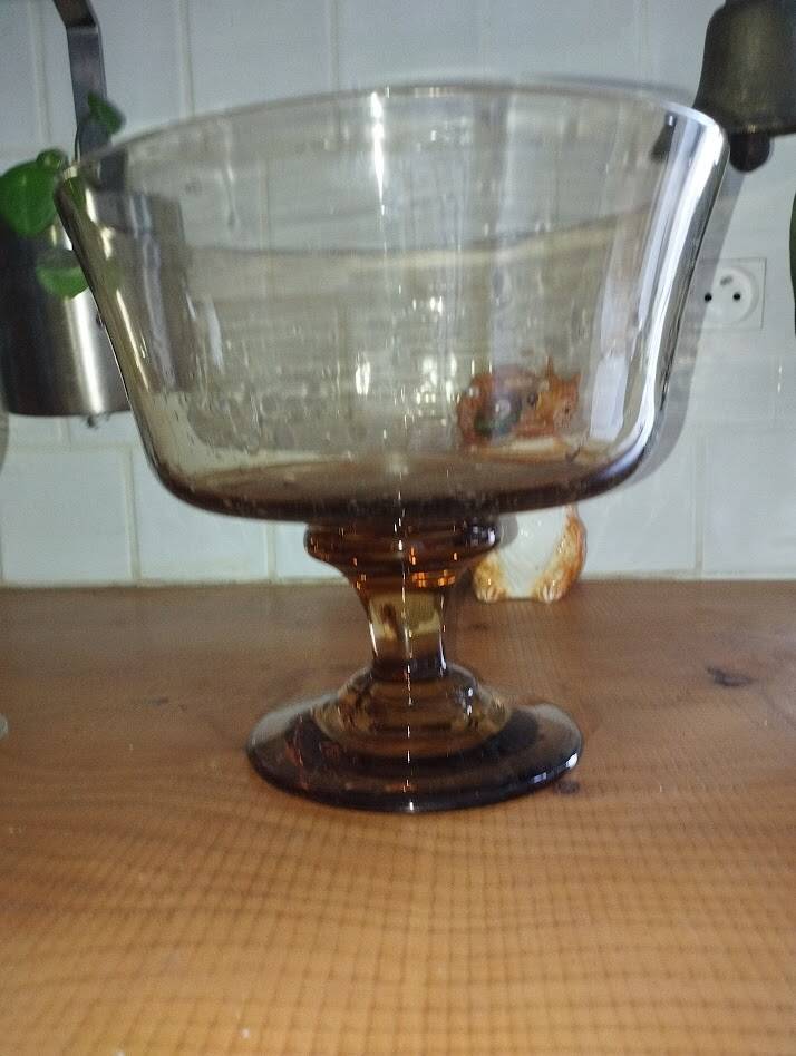 Large fruit bowl or amber blown glass sangria – 1950s/60s