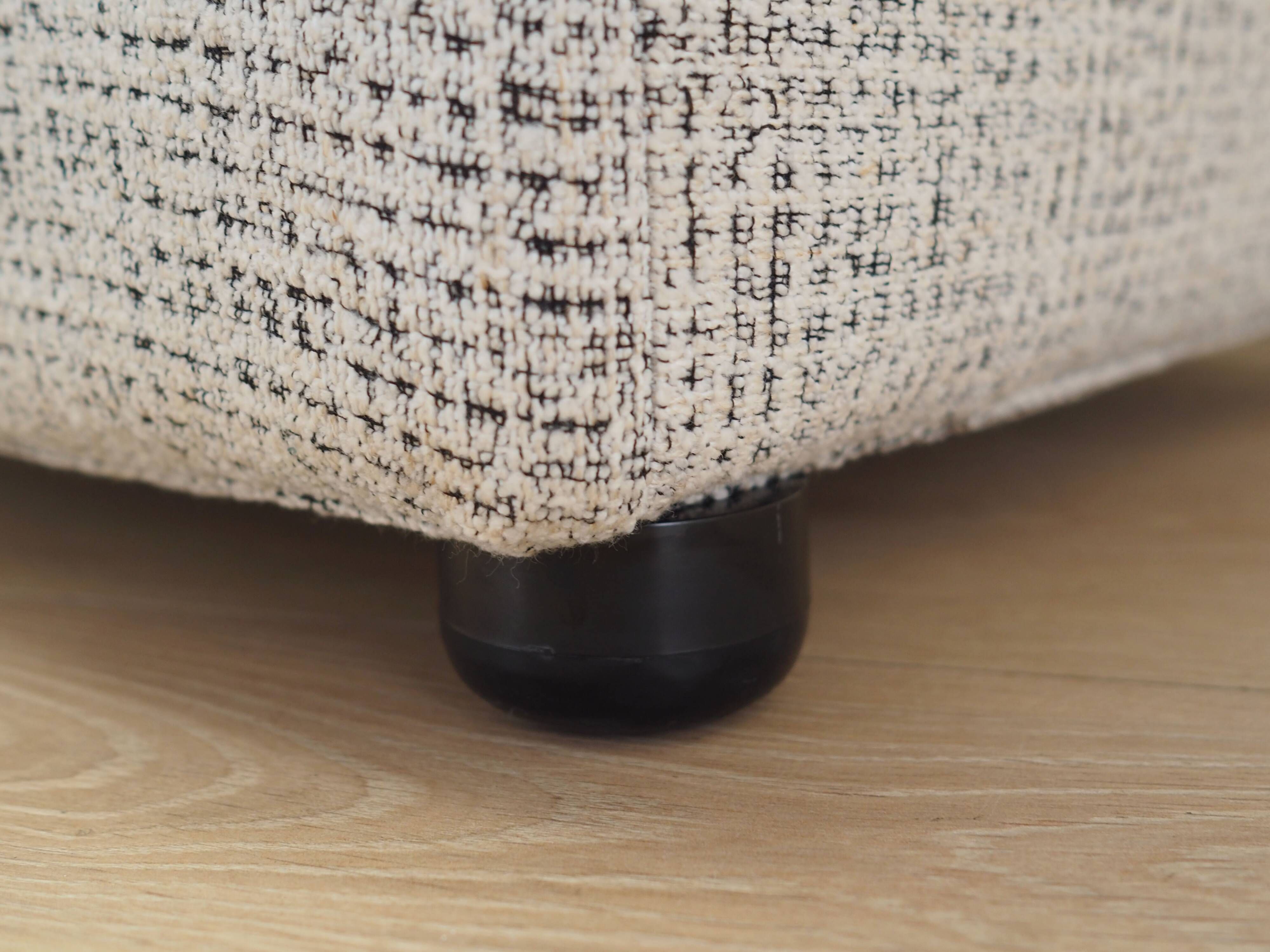 Lounge armchair, Italian design, 1970s, production: Italy