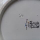 Wall dish in faience of gien model renaissance signed