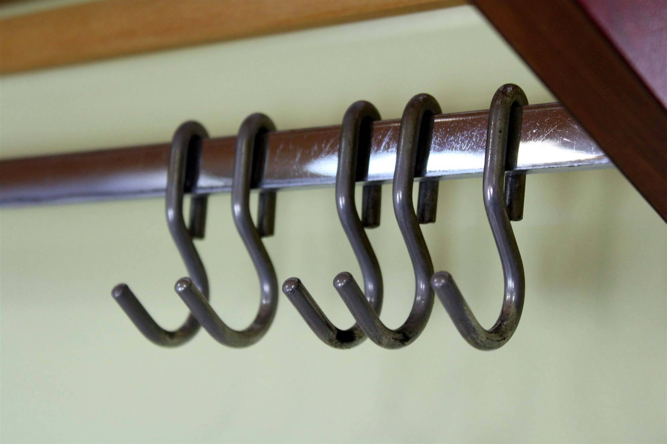 Porte-manteau géométrique vintage de Drevokov Blatna, années 1970