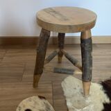 Round stool with pencil legs