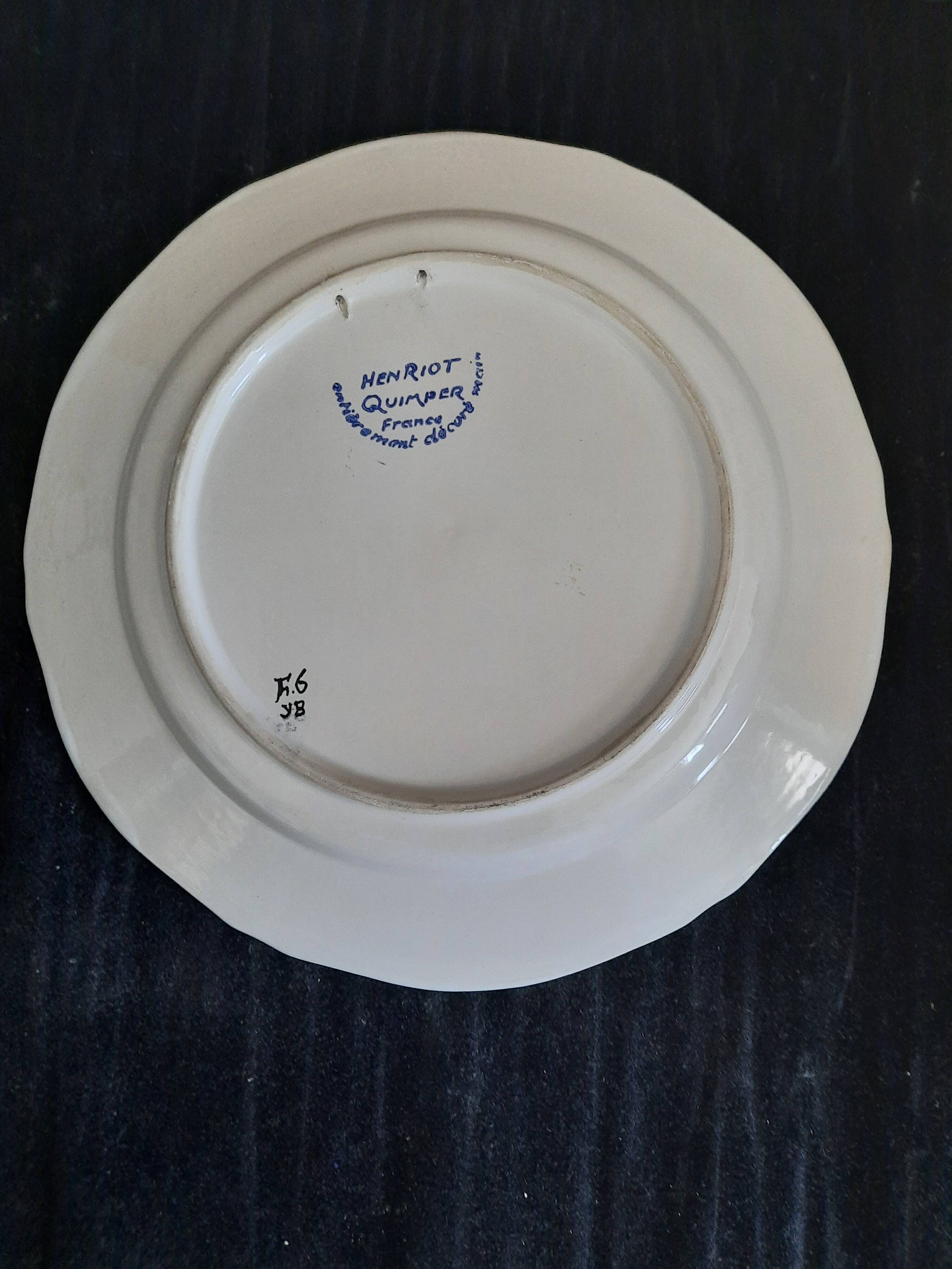 Old flat plate faience henriot quimper basket of flowers decor