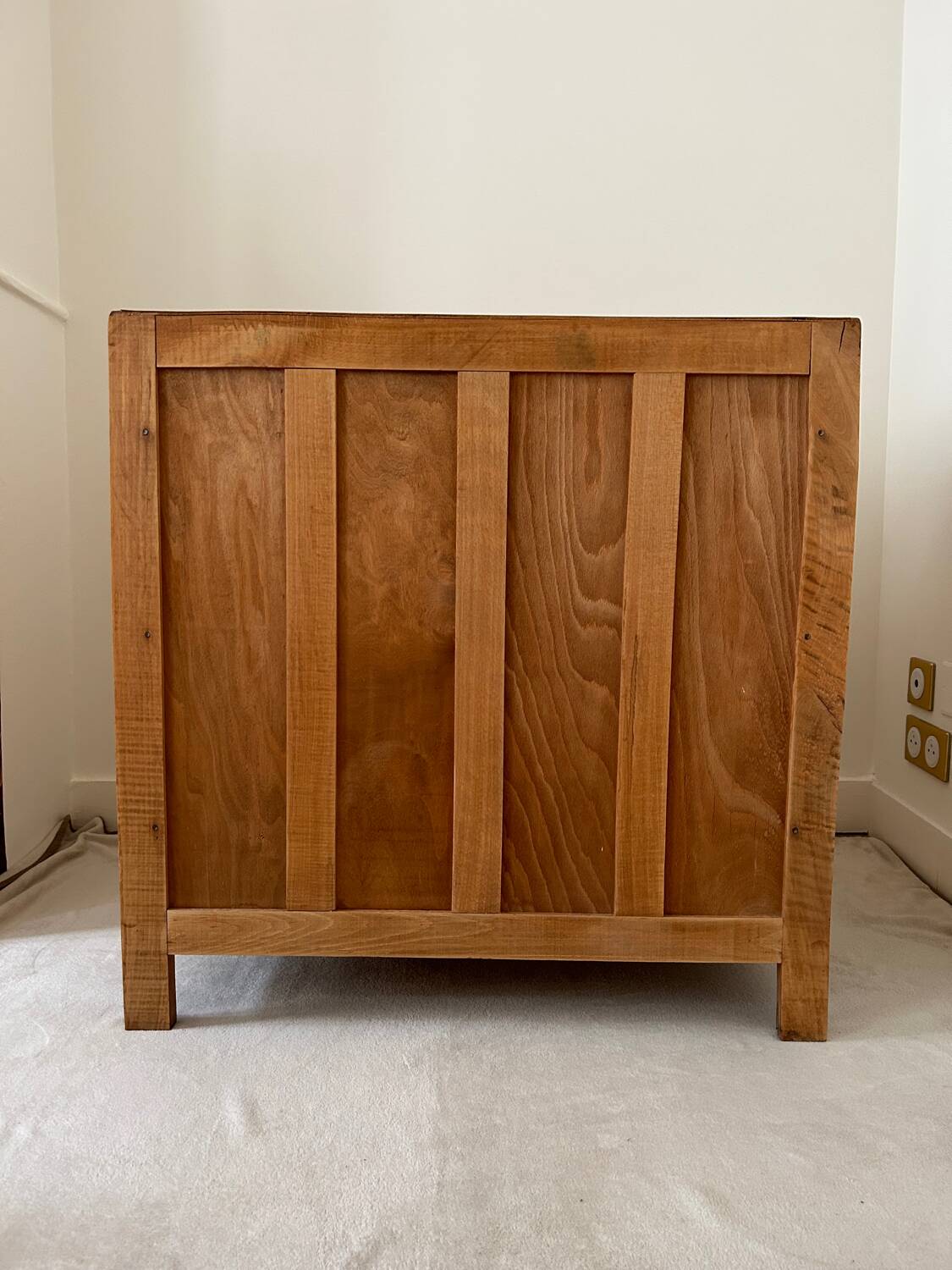 Commode vintage en bois brut