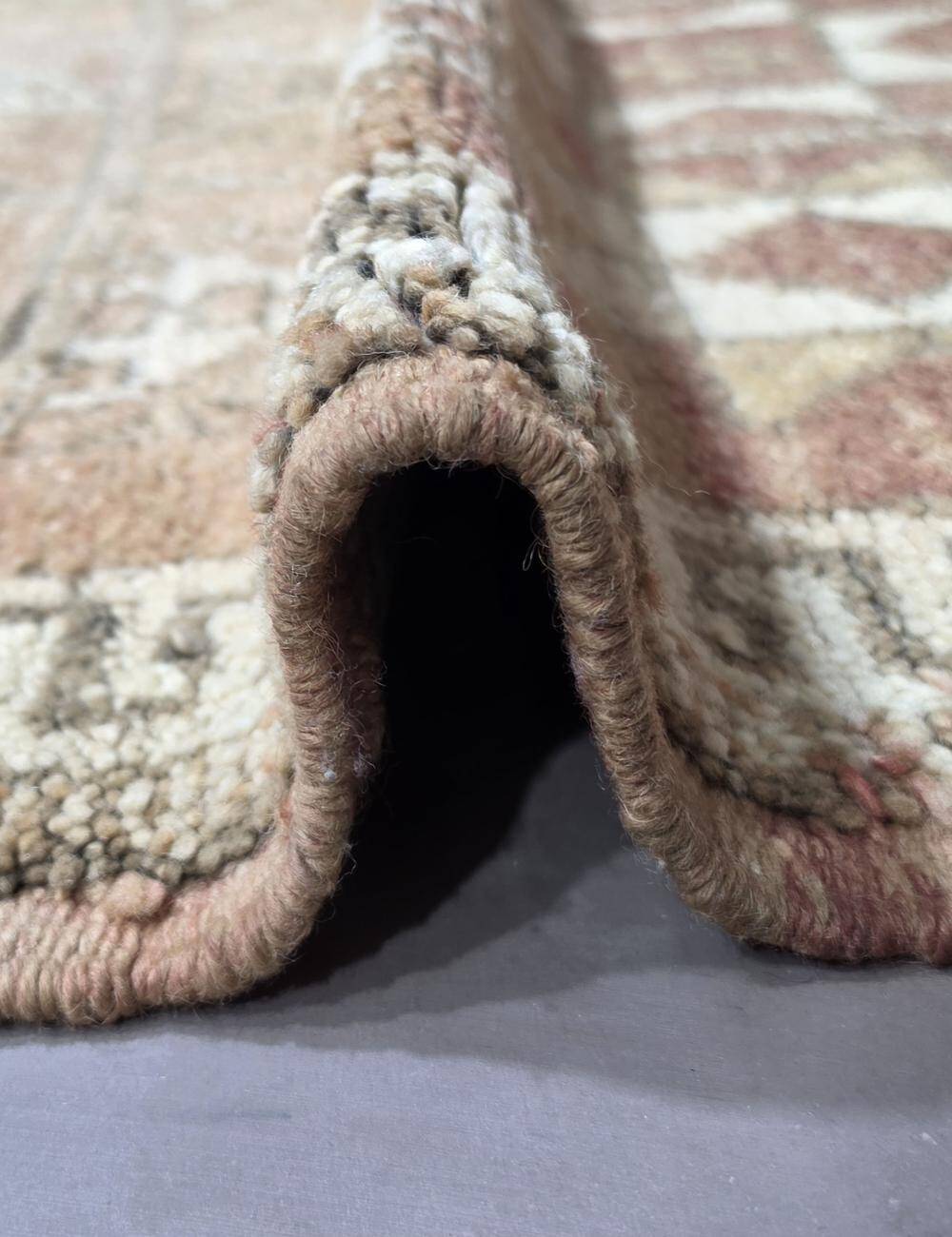 Vintage Berber rug - 215 x 190 cm