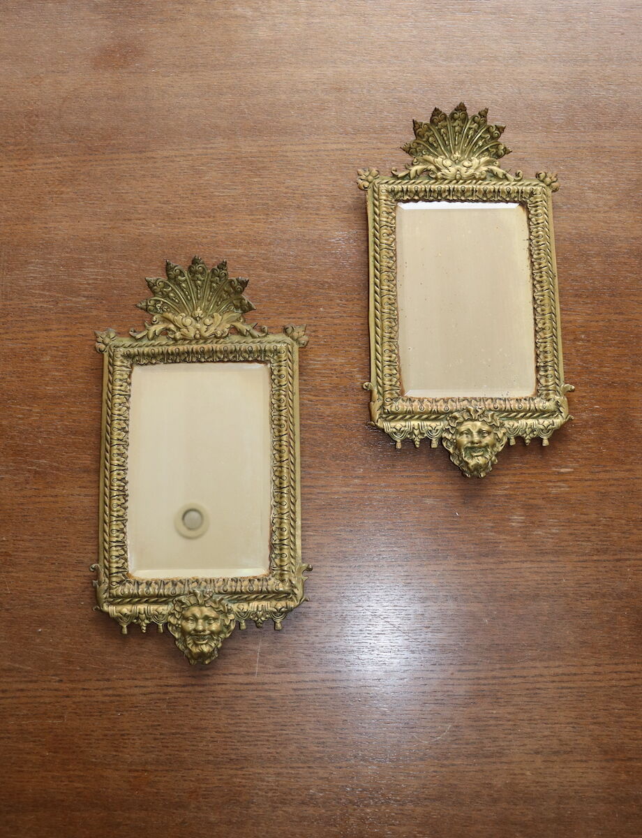 Paire de miroirs biseautés en bronze louis XIV
