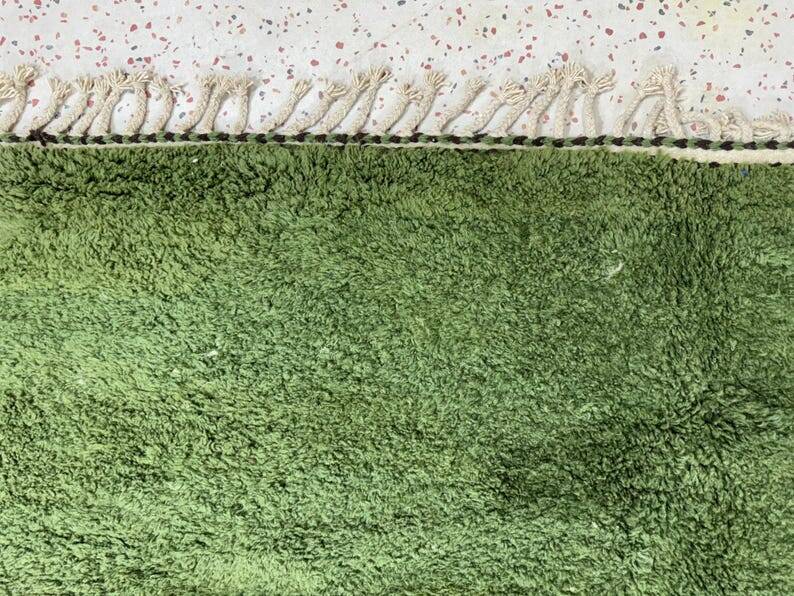 Handmade Berber rug 250cm x 180cm