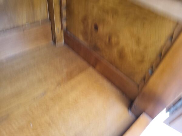 Petit meuble en merisier