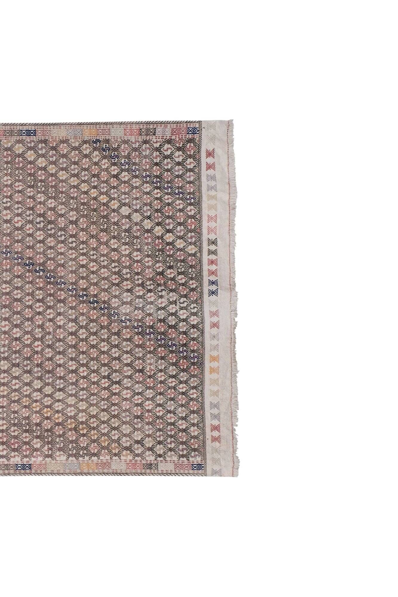 Vintage Turkish kilim, handwoven, 180x255 cm.