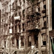Manhattan Vintage — The raw charm of old New York.