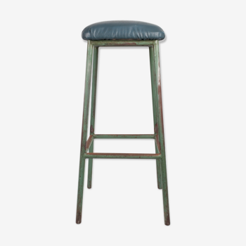 Tabouret haut d'atelier en métal assise recouverte de skai vert