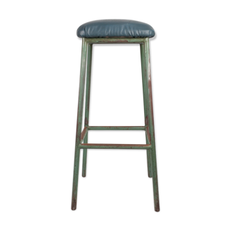 Tabouret haut d'atelier en métal assise recouverte de skai vert