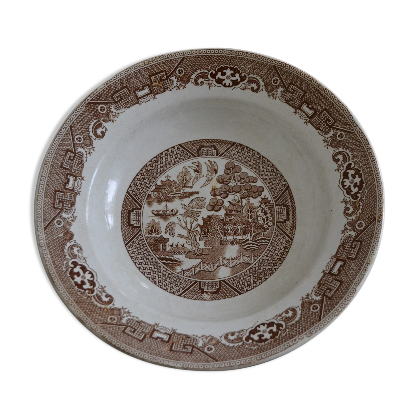 Orientalist hollow dish of Saint Amand, WiIllow model