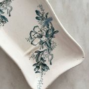 Empty pocket soap dish "Floréal" iron earthenware from Lyon