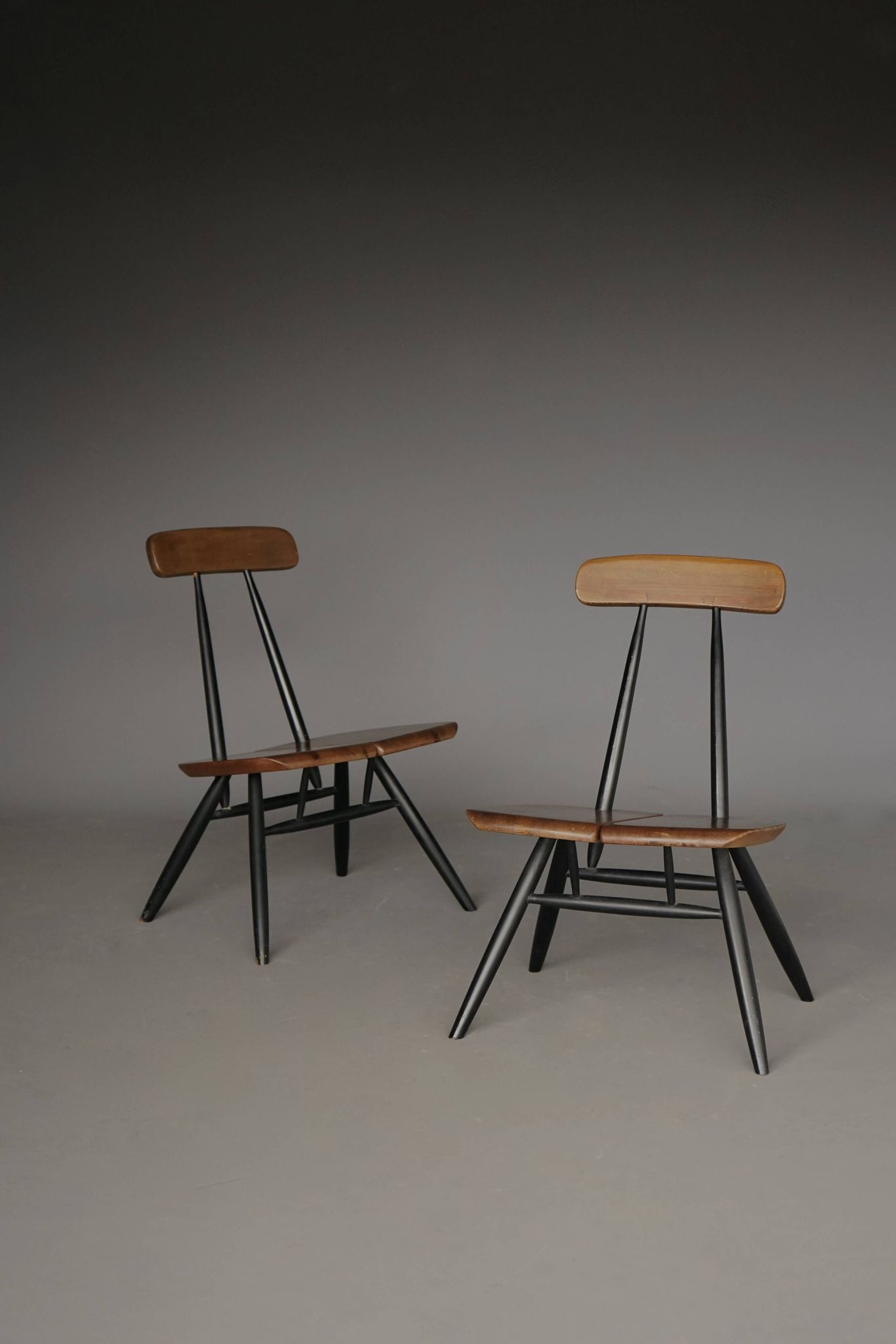 Chaises longues Pirkka par Ilmari Tapiovaara pour Laukaan Puu. Lot de 2