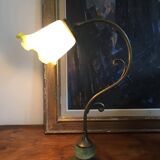 Art Deco bedside lamp with tulip and part of the foot in speckled green glass paste