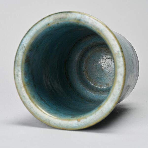 Petit pot en céramique émaillée par la poterie Menelika, circa 1950