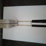 VINTAGE CAST IRON WAFFLE MAKER