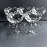 5 coupes à champagne en verre soufflé décor taillé abeilles
