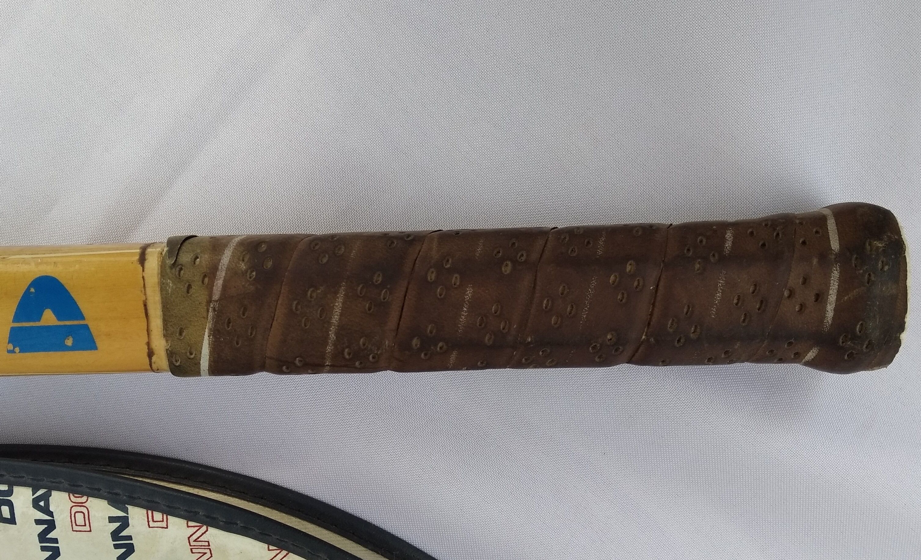 Donnay woman tennis racket