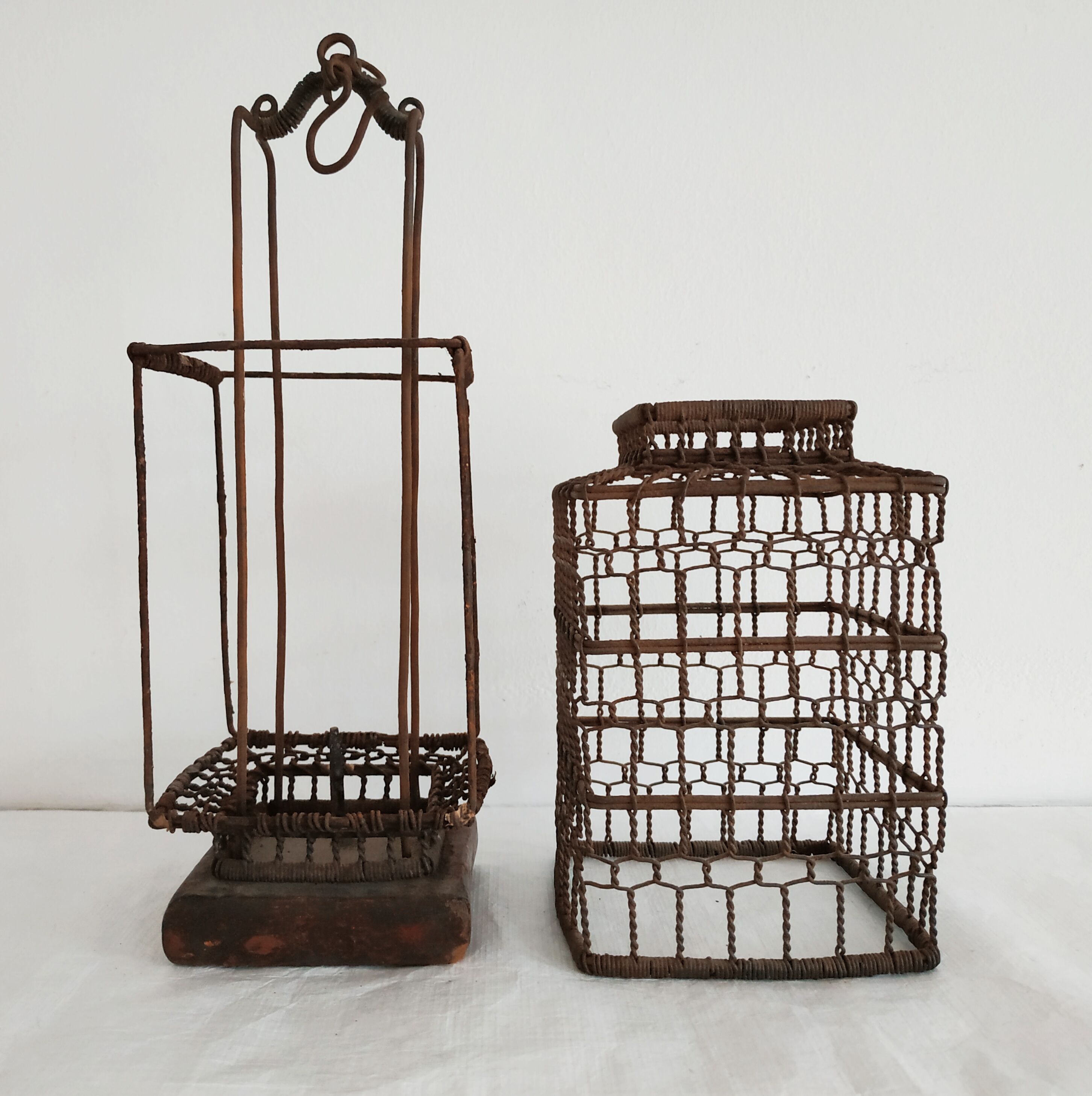 Metal lantern to place a candle