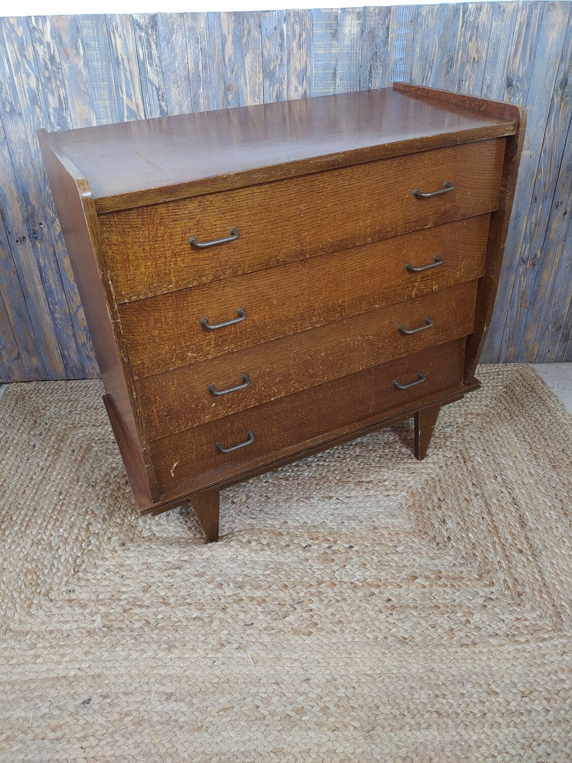 Vintage chest of drawers