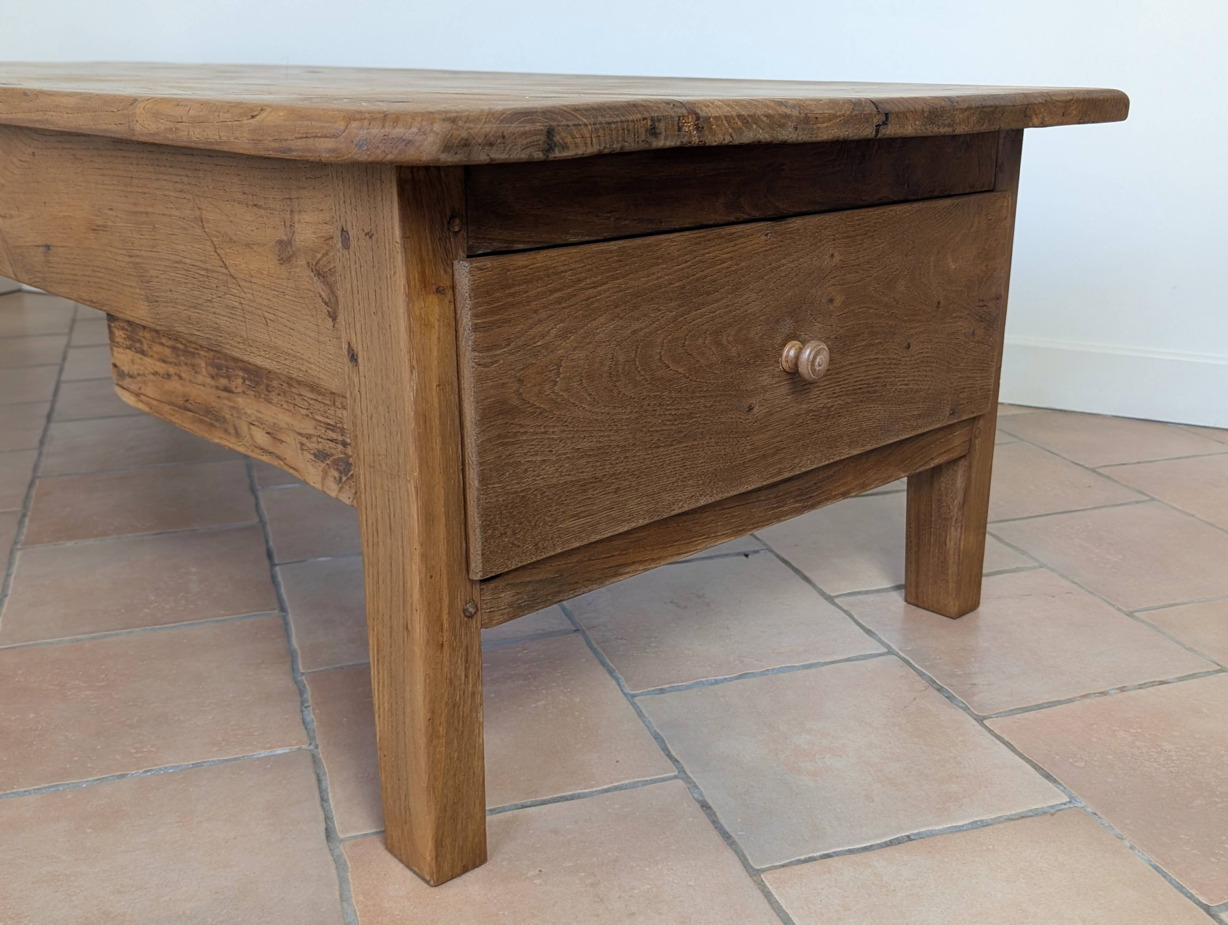 Table basse en chêne