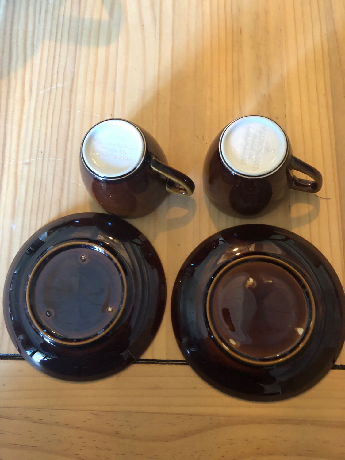 Villeroy and Boch coffee maker and 2 cups