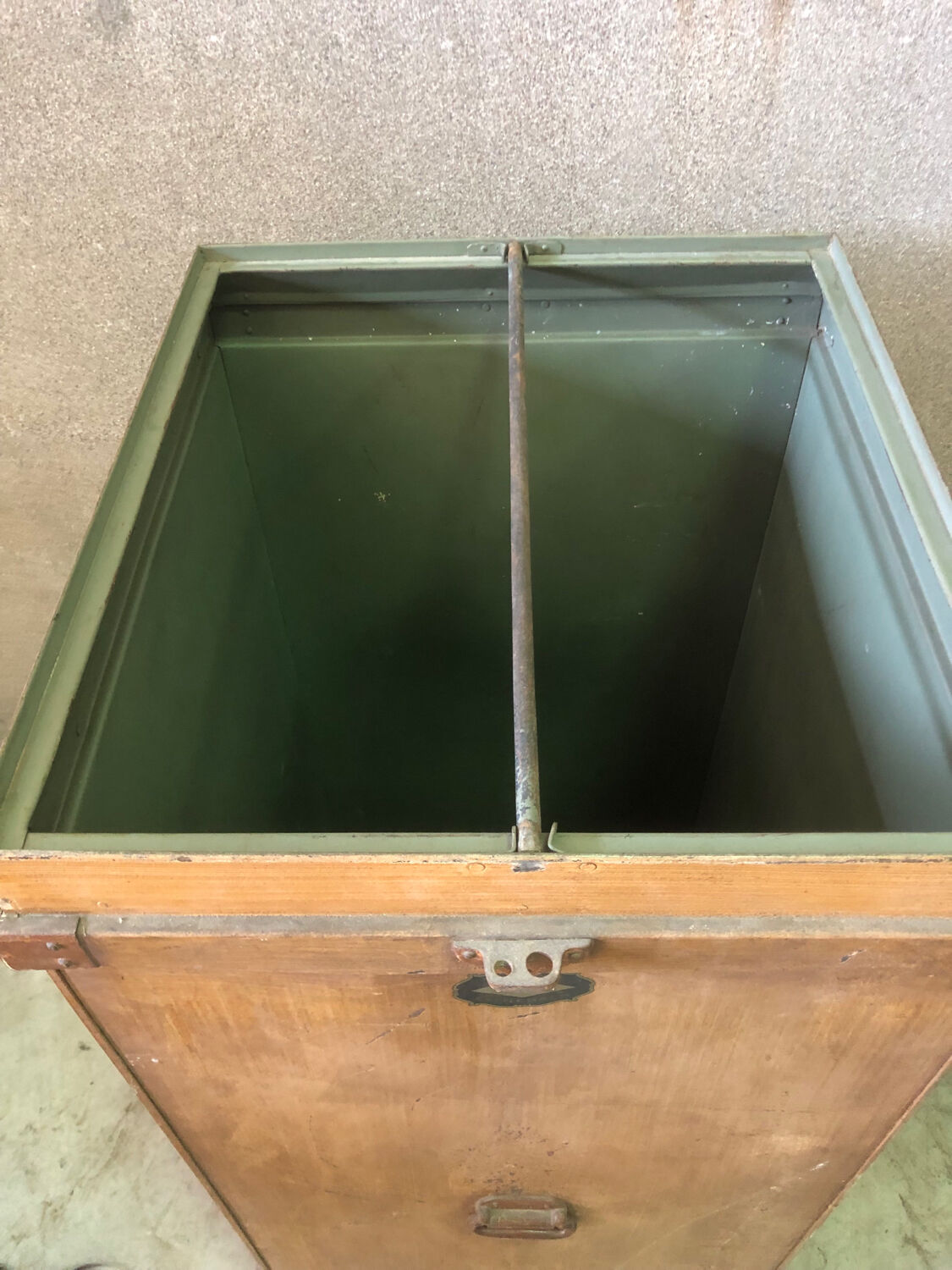 Metal marine wardrobe