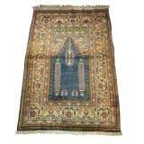 Vintage turkish silk & wool  rug ,feiner handgeknüpfter orientteppich  135x90 cm